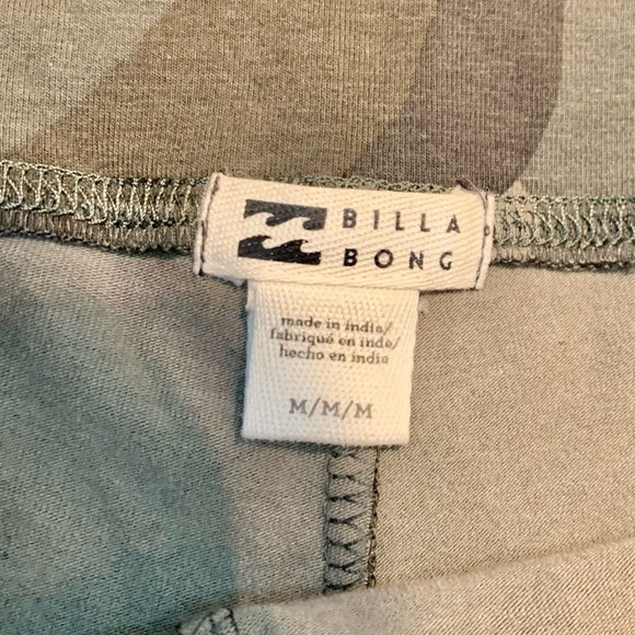 NWT Billabong Athletic Shorts Medium Olive Green Camo Biker Babe Cotton Stretch - Picture 8 of 14